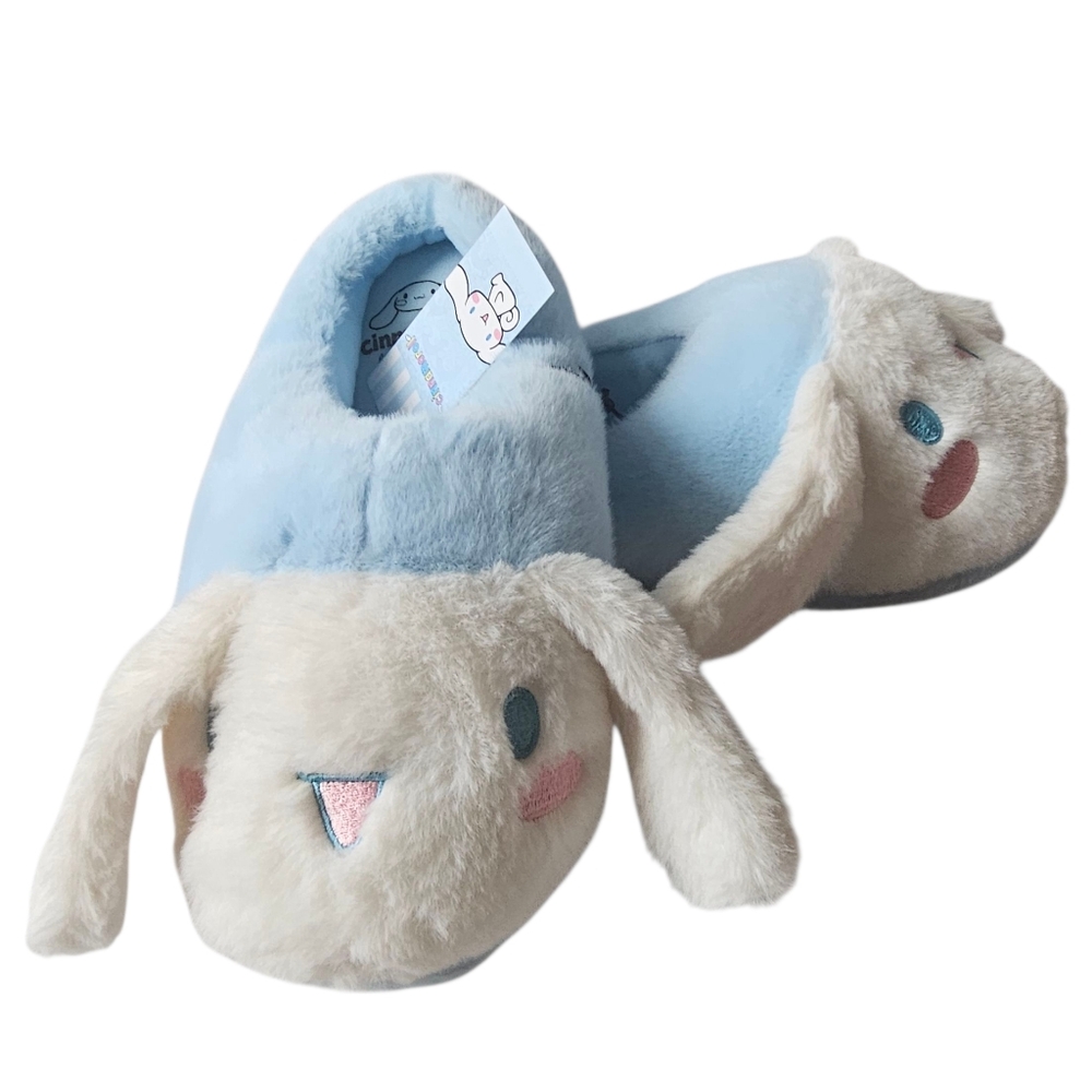 NWT Hello Kitty Cinnamoroll Slippers Womens Size 9/10 White And Blue Sanrio